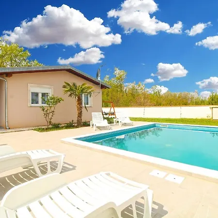 Mit Privatpool Fuer 6 Personen Ca 65 Qm In Paradiz Bei Vodnjan, Istrien Suedkueste Von Istrien Casa vacanze Vodnjan