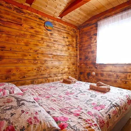 Mit Privatpool Fuer 6 Personen Ca 65 Qm In Paradiz Bei Vodnjan, Istrien Suedkueste Von Istrien
