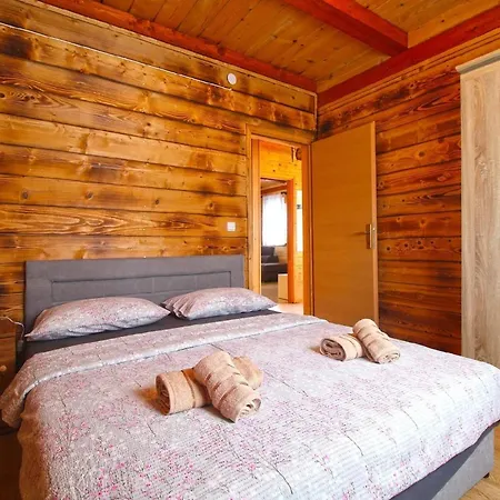 Mit Privatpool Fuer 6 Personen Ca 65 Qm In Paradiz Bei Vodnjan, Istrien Suedkueste Von Istrien Holiday home *