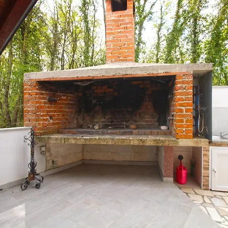 Holiday home Mit Privatpool Fuer 6 Personen Ca 65 Qm In Paradiz Bei Vodnjan, Istrien Suedkueste Von Istrien